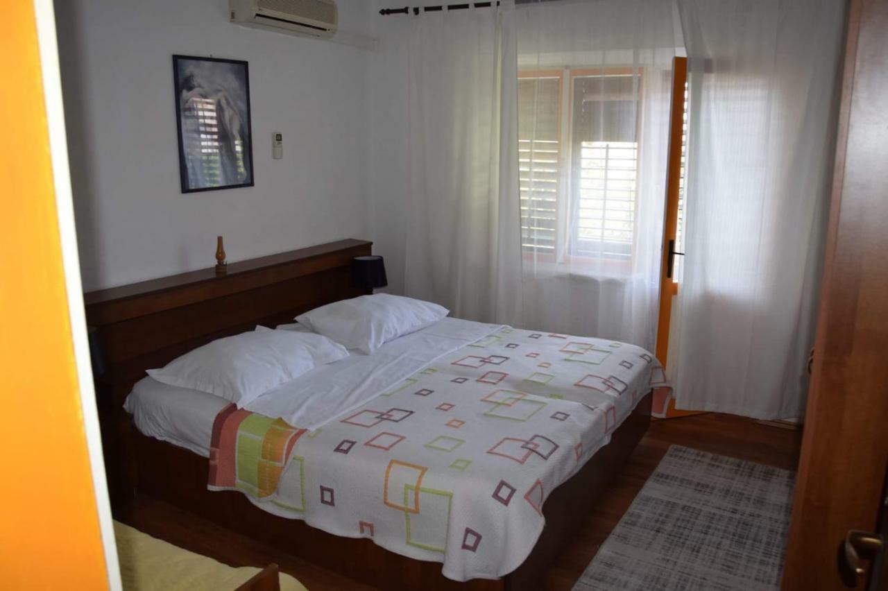 Apartman Linda Baška Voda Buitenkant foto
